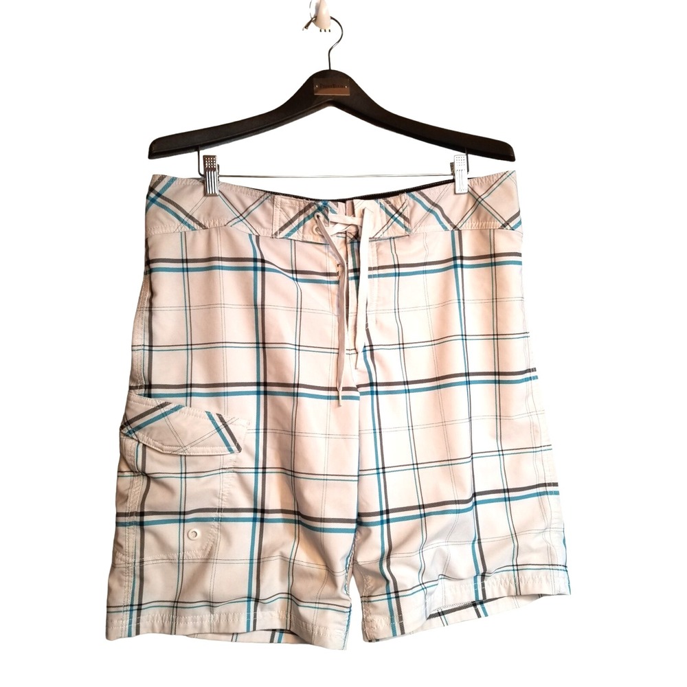 Mossimo Supply Co Lightweight swing Shorts Men's Size 36  white, blue gray.
